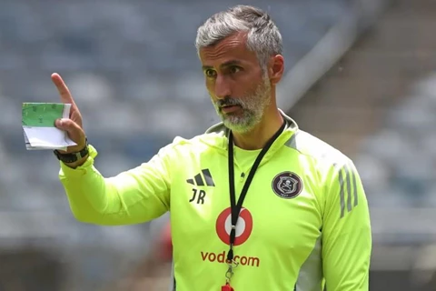 مجموعة الأهلي.. مدرب أورلاندو يحذر من مواجهة أبيدجان ويكشف عما يقلقه